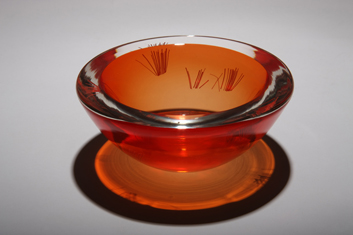 Small Pohutukawa Bowl Red - These blown glass objects from the â€˜Pohutukawa Seriesâ€™ are available in a variety of colors. The